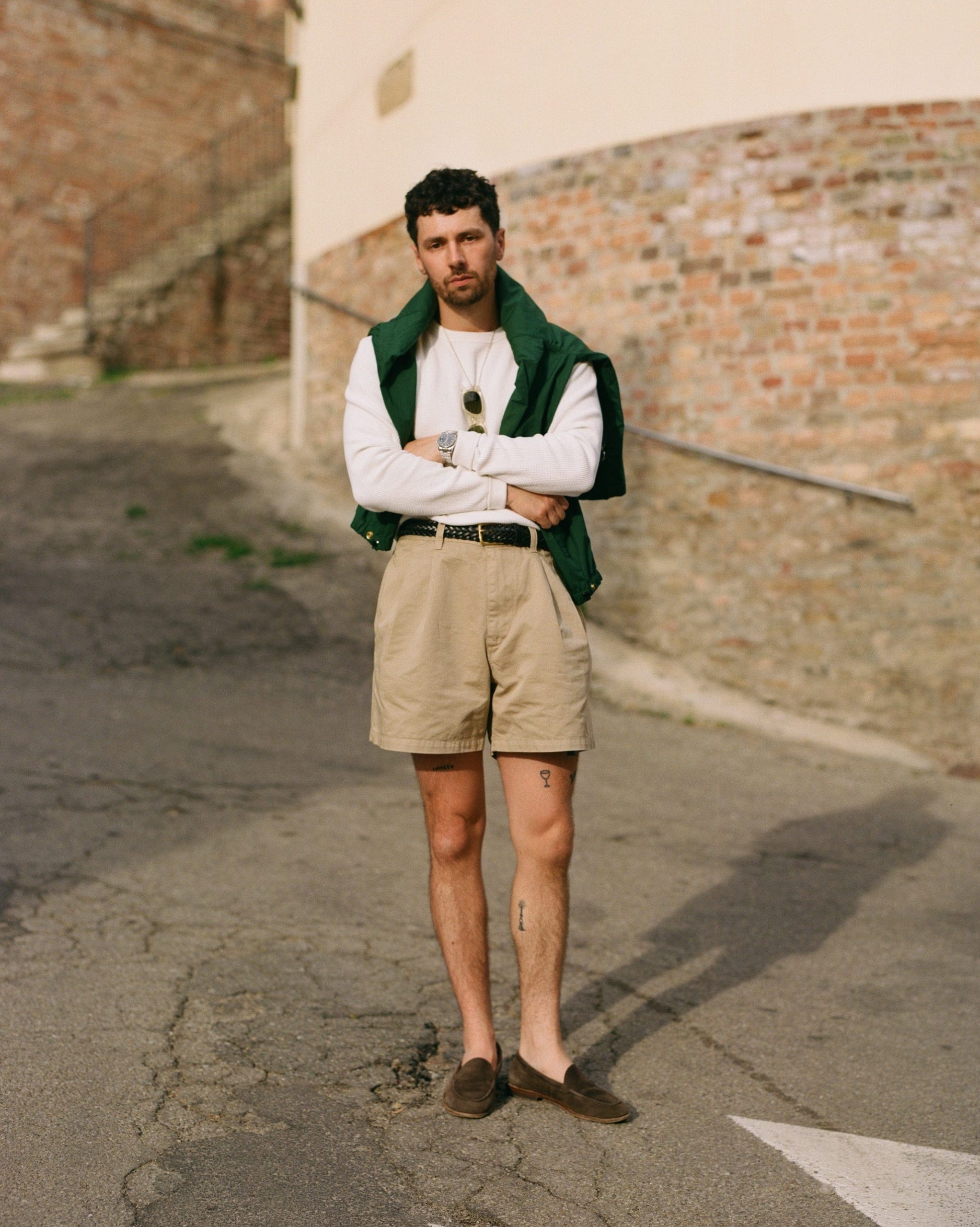 Putty Cotton Wide Leg Double-Pleat Shorts - Image 7