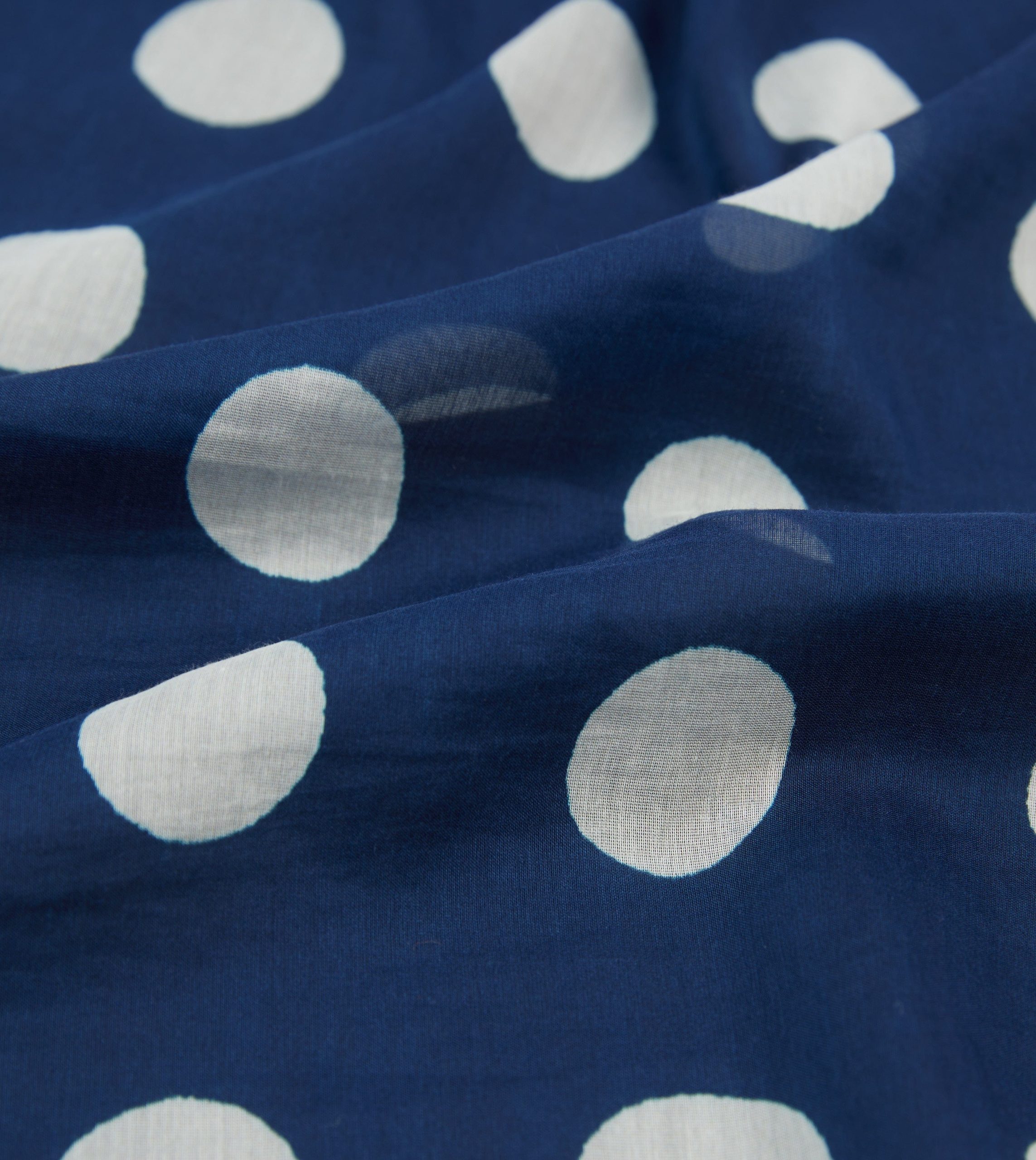 Olive. Navy and Ecru Large Spots Print Cotton-Silk Pocket Square - Image 2