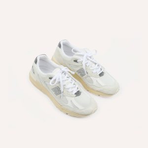 New Balance Neutral 'Elevated Essentials' Made in UK 991v2 Trainers