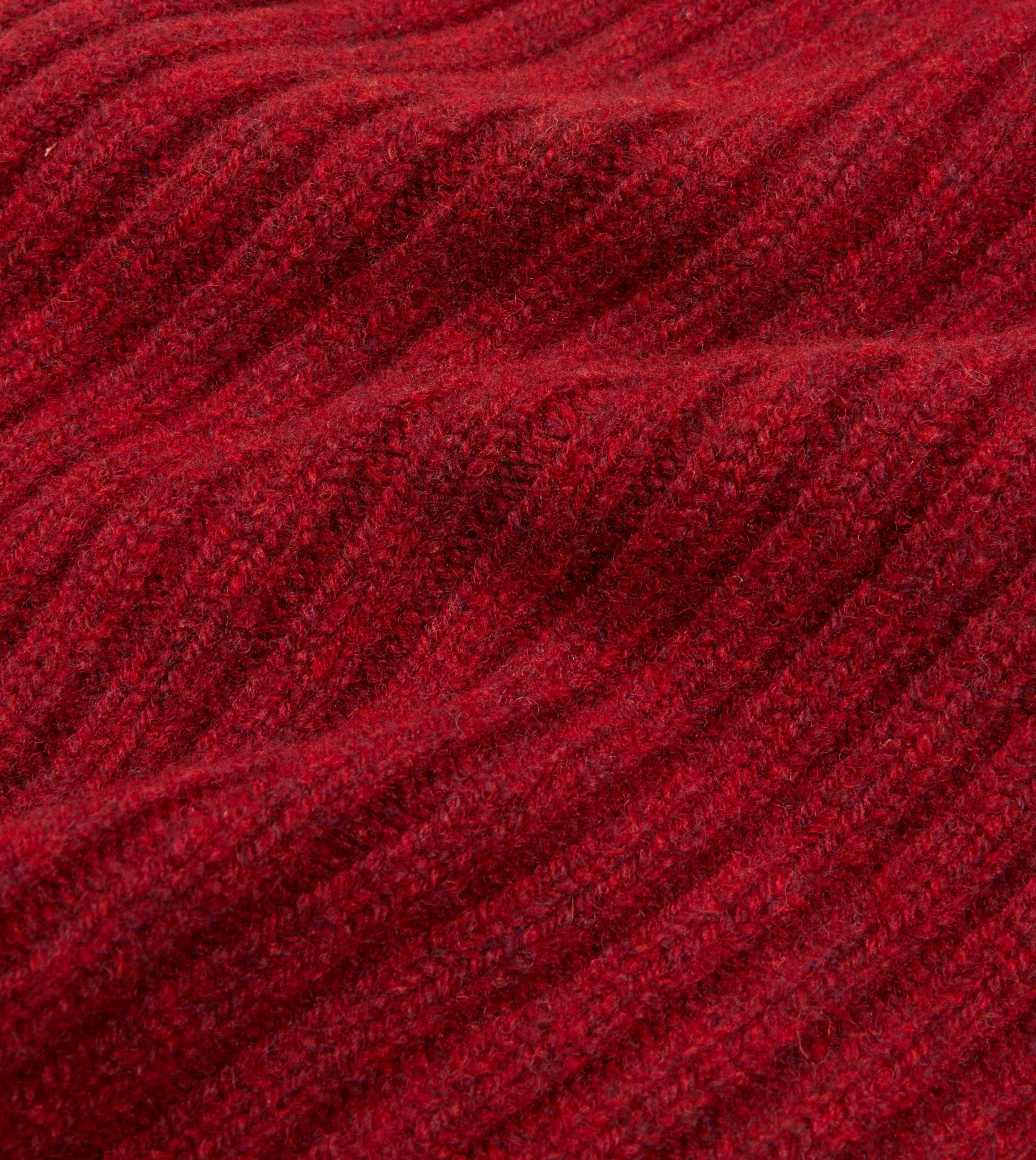Red Lambswool Ribbed Knit Cap - Image 2