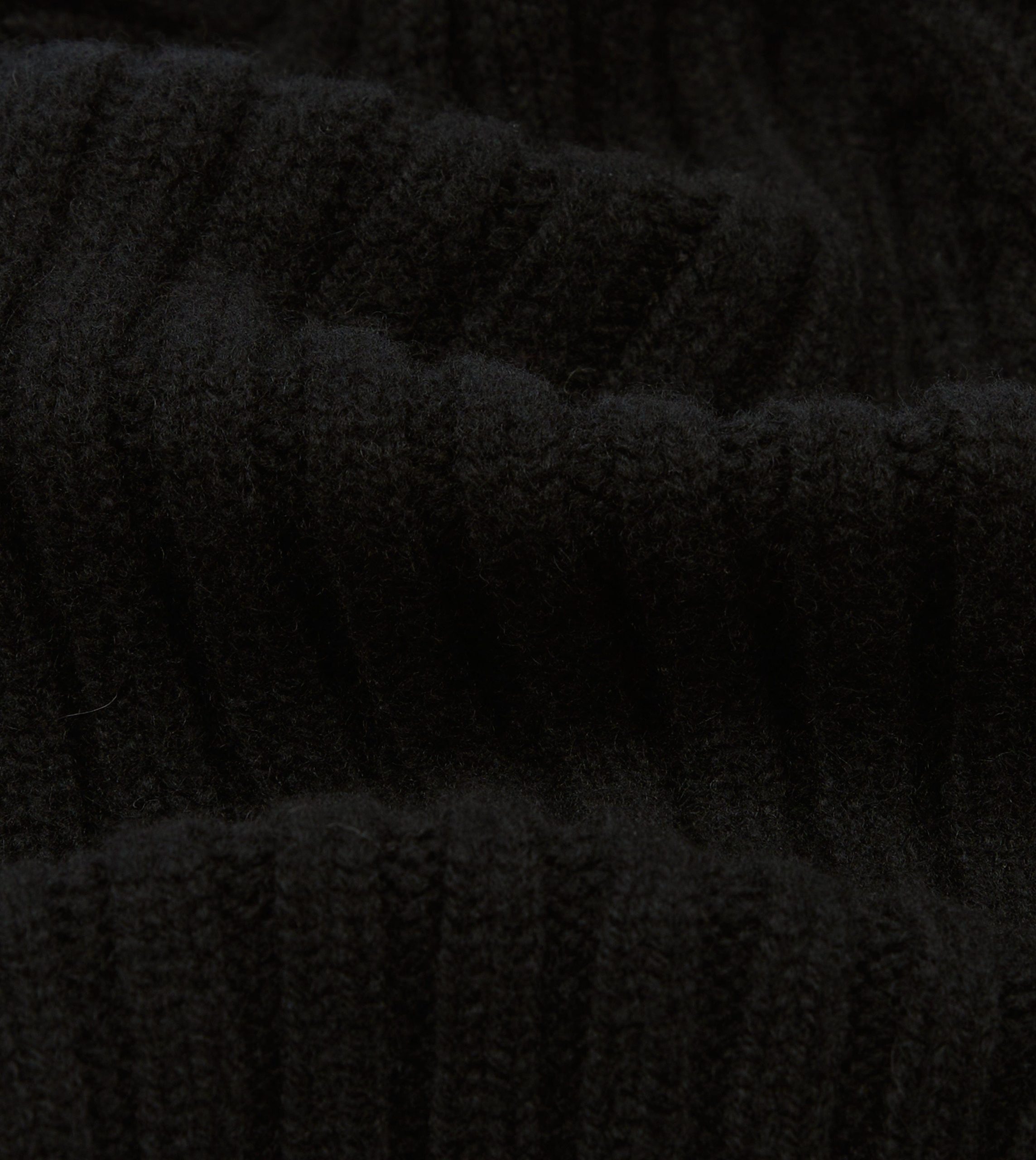 Black Lambswool Ribbed Knit Cap - Image 2